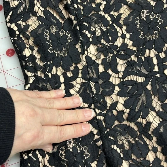 ELIZA J Cocktail/Wedding Floral Black Lace Off Shoulder Flutter SLV Sheath 10 - Picture 6 of 16